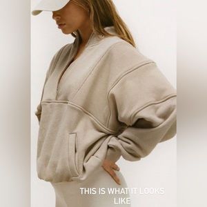 Women’s sweatshirt